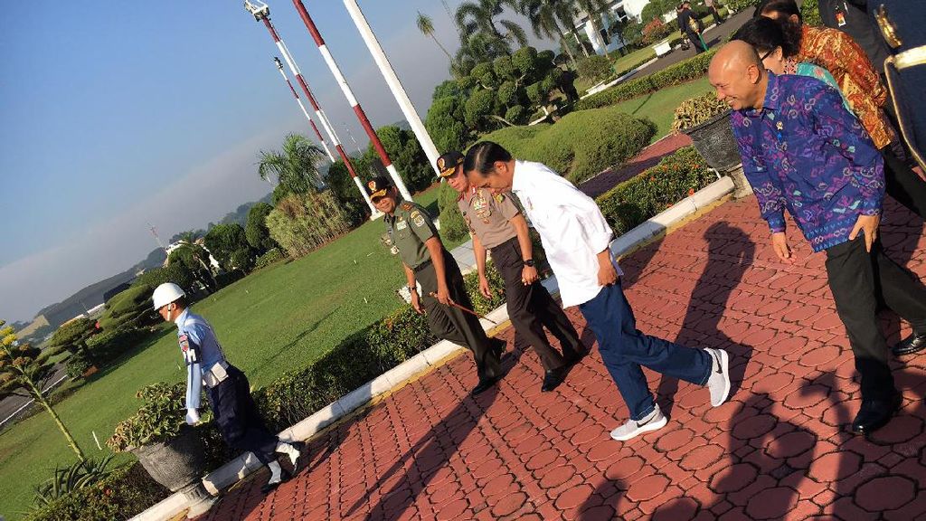 Image result for Cuma 2 Hari, Jokowi Sulap Lanud di Tasikmalaya Jadi Bandara Umum