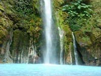 Air terjun dua warna di SUmatera Utara yang cantik (Deena Purba/dtraveler) Air terjun dua warna di SUmatera Utara yang cantik (Deena Purba/dtraveler)