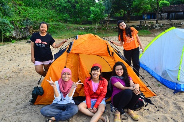camping di Pantai Sadranan camping di Pantai Sadranan