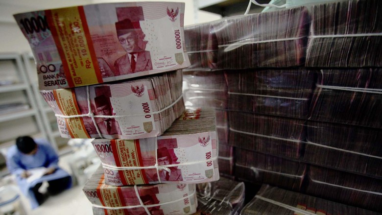 Dana THR PNS Sudah Cair Rp 3,8 Triliun Dana THR PNS Sudah Cair Rp 3,8 Triliun