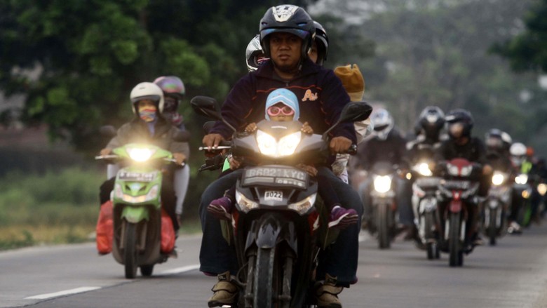 Menhub Minta Polisi Tilang Pemudik Motor yang Bandel Menhub Minta Polisi Tilang Pemudik Motor yang Bandel