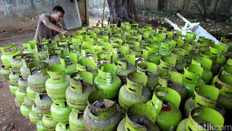 Atasi Kelangkaan, Pertamina Tambah Pasokan Elpiji 3 Kg di Aceh Atasi Kelangkaan, Pertamina Tambah Pasokan Elpiji 3 Kg di Aceh