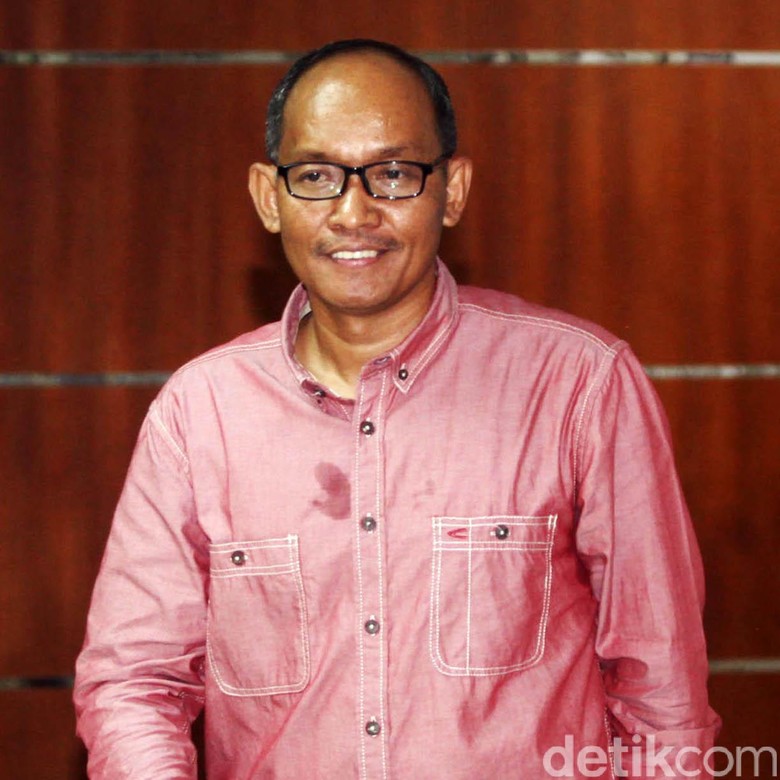 Bebas Bersyarat, Kemarin Jaksa Urip Keluar dari Lapas Sukamiskin Bebas Bersyarat, Kemarin Jaksa Urip Keluar dari Lapas Sukamiskin