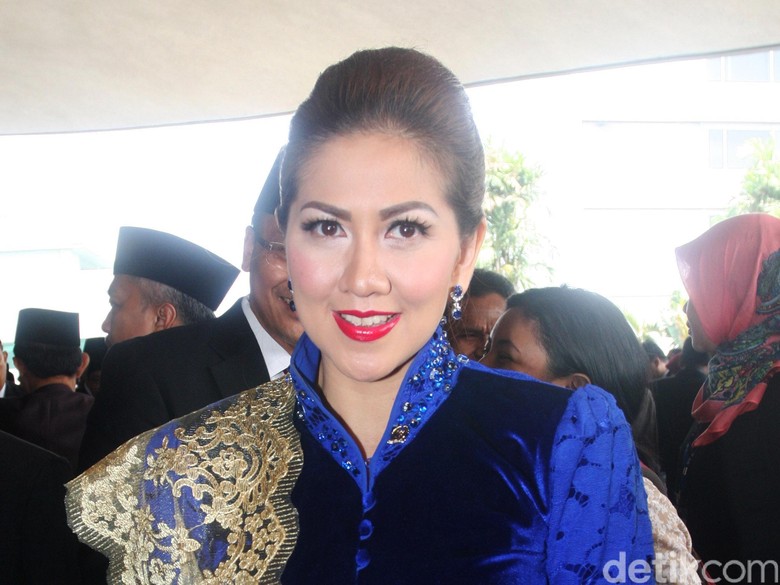 Di Debat Artis, Venna Melinda Paparkan Program Kedai Jakarta Agus Di Debat Artis, Venna Melinda Paparkan Program Kedai Jakarta Agus