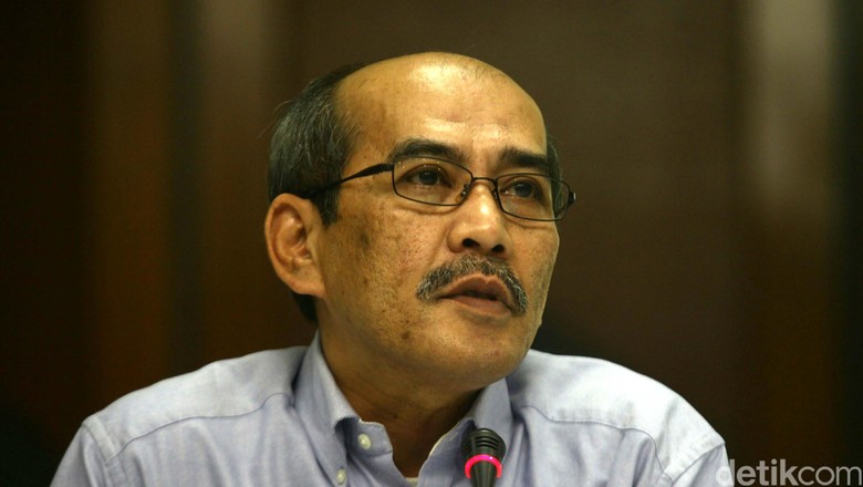 Faisal Basri: Daya Beli Masyarakat RI Tidak Melemah Faisal Basri: Daya Beli Masyarakat RI Tidak Melemah