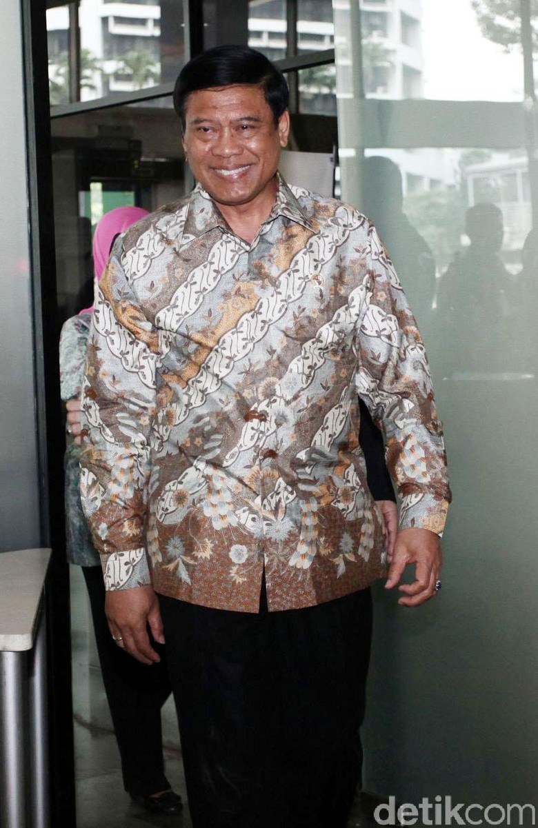 Kesibukan Tedjo Purna Jadi Menteri: Kumpul Keluarga hingga Isi Seminar Kesibukan Tedjo Purna Jadi Menteri: Kumpul Keluarga hingga Isi Seminar