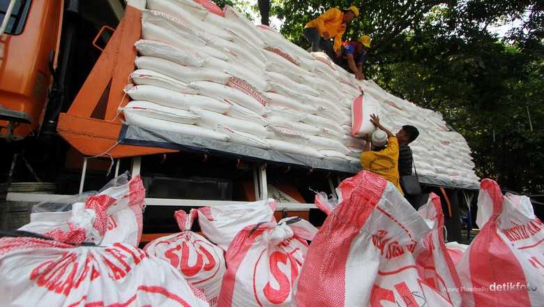 Perlukah Gula untuk Industri Pakai Proses Lelang? Perlukah Gula untuk Industri Pakai Proses Lelang?