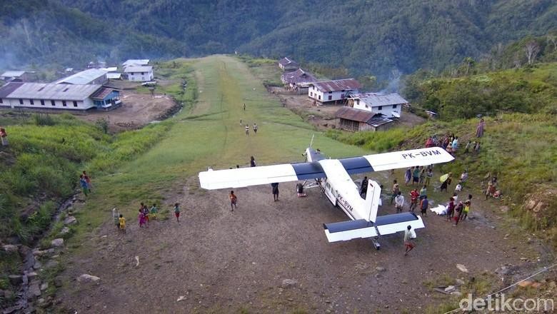 Buka Wilayah Terisolir di Papua, Pemerintah Bangun 34 Bandara Buka Wilayah Terisolir di Papua, Pemerintah Bangun 34 Bandara