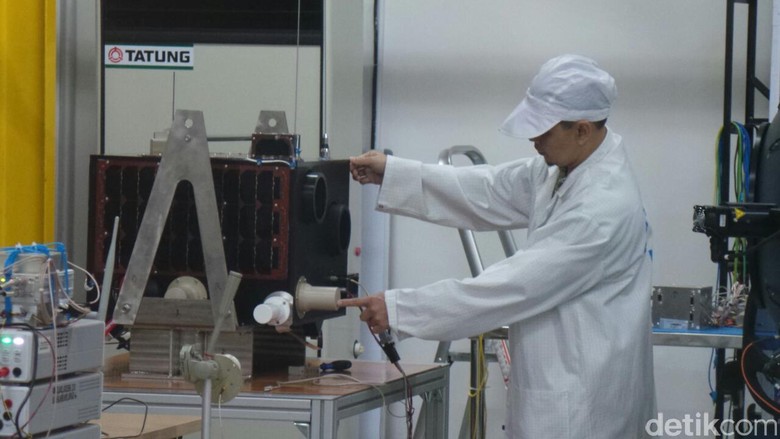 Mengintip Persiapan Peluncuran Lapan A2, Satelit Karya Anak Bangsa Pertama Mengintip Persiapan Peluncuran Lapan A2, Satelit Karya Anak Bangsa Pertama