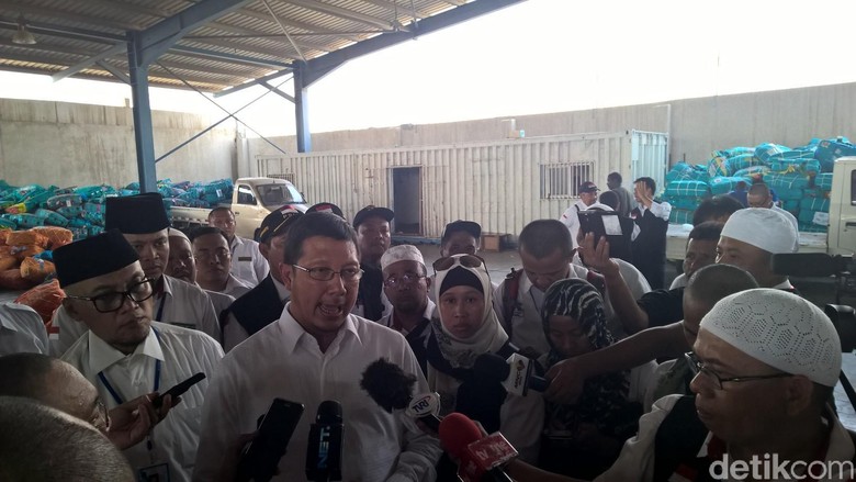 Menag Usulkan Gelang Jemaah Haji Dilengkapi GPS Menag Usulkan Gelang Jemaah Haji Dilengkapi GPS