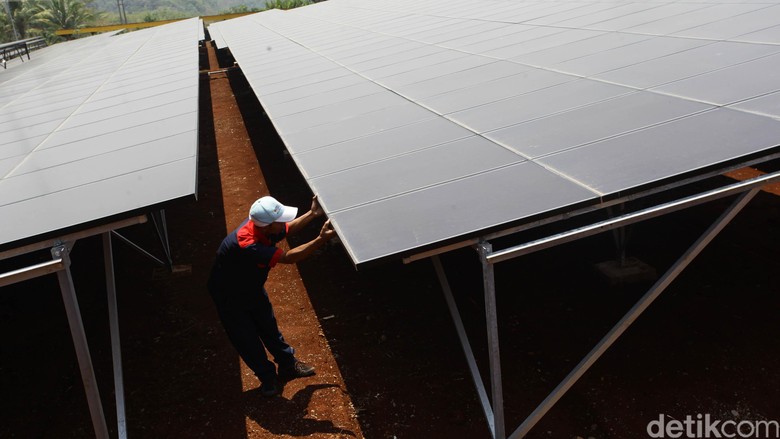 Pengusaha Minta Tarif Energi Terbarukan Dievaluasi, Ini Kata ESDM Pengusaha Minta Tarif Energi Terbarukan Dievaluasi, Ini Kata ESDM
