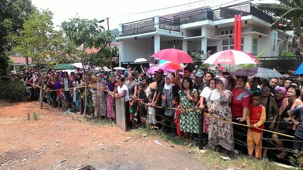 Pembunuh Ibu dan Anak di Cakung Disoraki: Tega-teganya 