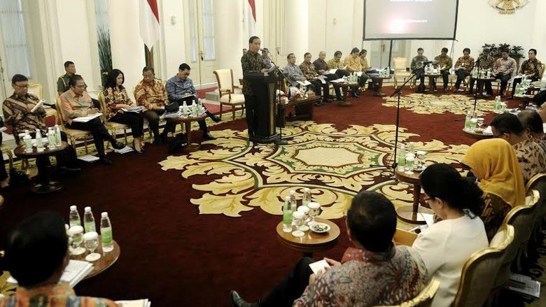 Jokowi Lempar Isu Reshuffle Jilid III, Apa Ujungnya?