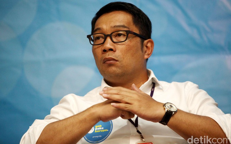Ridwan Kamil Kampanyekan Belanja Daging Sapi Beku Ridwan Kamil Kampanyekan Belanja Daging Sapi Beku