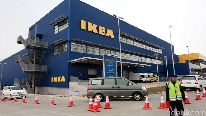 IKEA Alam Sutera Diancam Bom, Gegana Meluncur IKEA Alam Sutera Diancam Bom, Gegana Meluncur