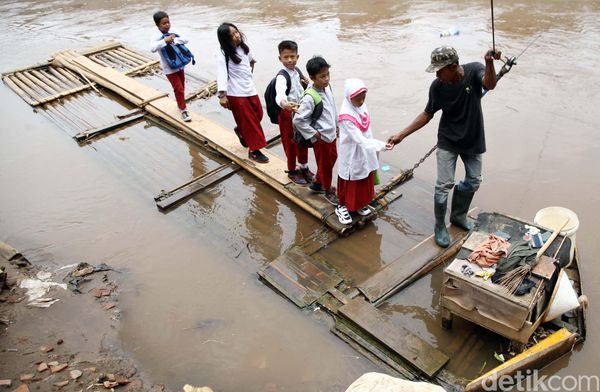 Mendikbud: Kegiatan Ekstrakurikuler Masuk Hitungan 8 Jam Sekolah