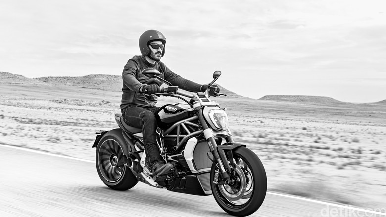 Moge Masuk Jalan Tol, Ini Kata Ducati Moge Masuk Jalan Tol, Ini Kata Ducati