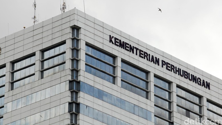 Korupsi di Kemenhub, dari Pesawat hingga Pengerukan Pelabuhan Korupsi di Kemenhub, dari Pesawat hingga Pengerukan Pelabuhan