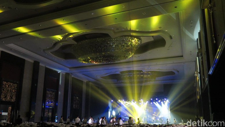 Mengintip Persiapan Gala Dinner Bareng Brian McKnight di The Trans Luxury Hotel Bandung Mengintip Persiapan Gala Dinner Bareng Brian McKnight di The Trans Luxury Hotel Bandung