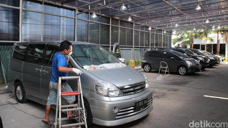 Mobil Sering Ke Pantai? Jangan Lupa Sering-sering Cuci Mobil Mobil Sering Ke Pantai? Jangan Lupa Sering-sering Cuci Mobil