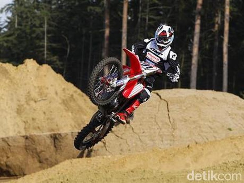 Siap Luncurkan Motor Trail 150 cc, Honda? Siap Luncurkan Motor Trail 150 cc, Honda?