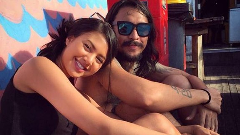 Ello Ditangkap karena Ganja, Aurelie Moeremans: Aku Setia Menunggu Ello Ditangkap karena Ganja, Aurelie Moeremans: Aku Setia Menunggu