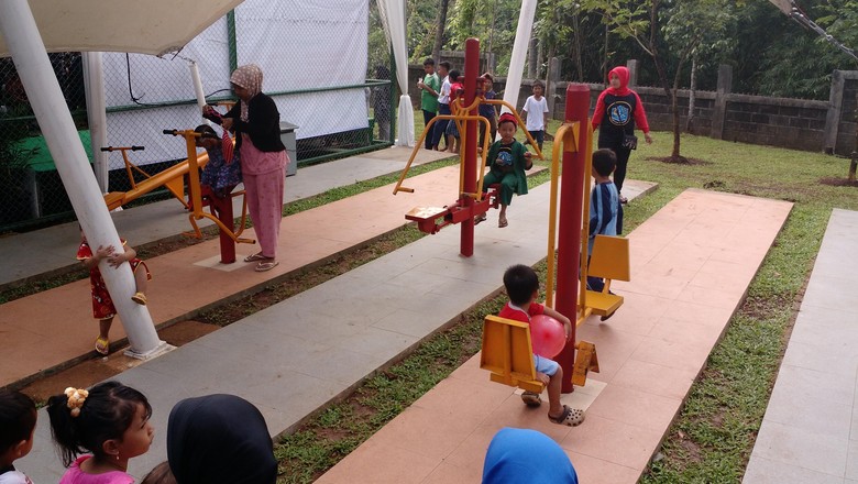 Begini Kerennya Taman Jagakarsa yang Diresmikan Ahok Begini Kerennya Taman Jagakarsa yang Diresmikan Ahok