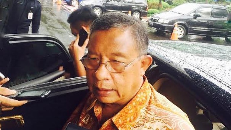 Turunkan Bunga Kredit, Darmin: OJK Harus Cek Bank Satu-satu Turunkan Bunga Kredit, Darmin: OJK Harus Cek Bank Satu-satu