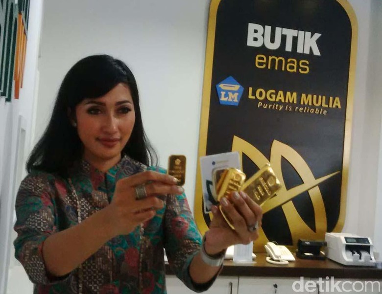 Harga Emas Antam Naik Rp 8.000/Gram