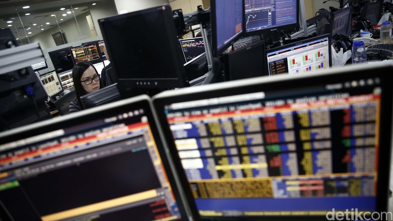 Sempat Merah, IHSG Dibuka Positif ke 5.832,312 Sempat Merah, IHSG Dibuka Positif ke 5.832,312