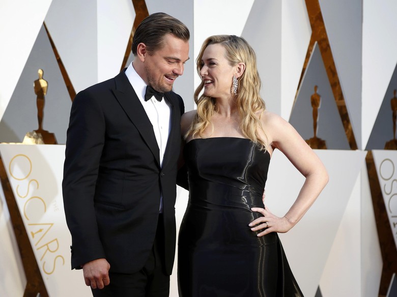 Leonardo DiCaprio dan Kate Winslet Liburan Bareng di Prancis Leonardo DiCaprio dan Kate Winslet Liburan Bareng di Prancis