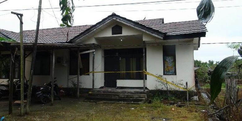 Kisah Awan Hitam dan Konflik Rumah Tangga Brigadir Petrus Kisah Awan Hitam dan Konflik Rumah Tangga Brigadir Petrus