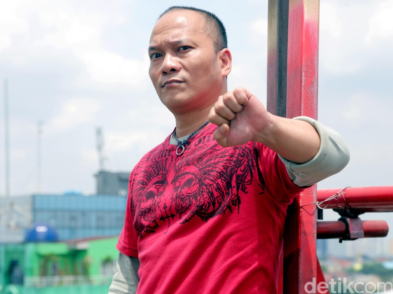 Diancam 12 Tahun Penjara, Iwa K Berharap Direhabilitasi Diancam 12 Tahun Penjara, Iwa K Berharap Direhabilitasi