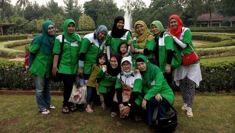 Pecinta Spin Wilayah Bogor Kopdar di Cibubur Pecinta Spin Wilayah Bogor Kopdar di Cibubur