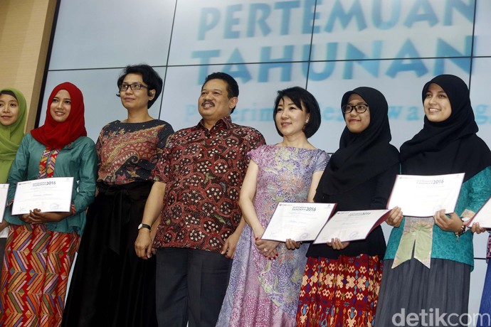 penerima unggulan beasiswa Beasiswa Niaga Unggulan Penerima Pertemuan CIMB Tahunan