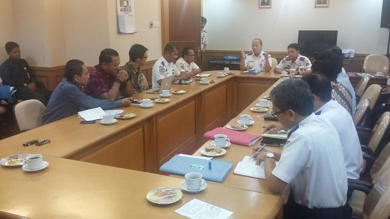 Kemenhub: Isunya Bukan Taksi Online, Tapi Resmi dan Tidak Resmi Kemenhub: Isunya Bukan Taksi Online, Tapi Resmi dan Tidak Resmi