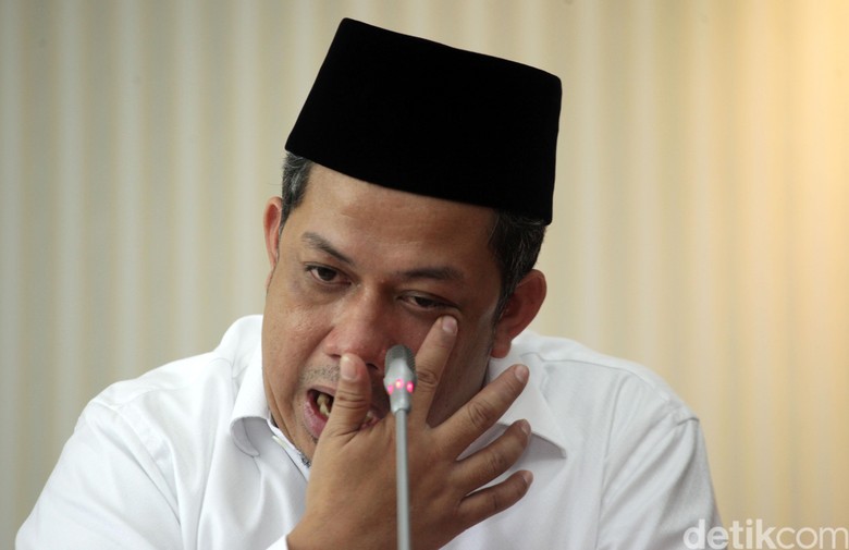 Hasil gambar untuk fahri hamzah