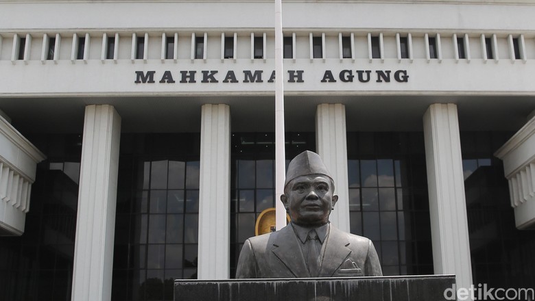 PP Holding BUMN Digugat ke MA, Ini Respons Pemerintah PP Holding BUMN Digugat ke MA, Ini Respons Pemerintah