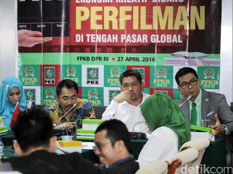 Mengawal Revisi Undang-Undang Perfilman Mengawal Revisi Undang-Undang Perfilman