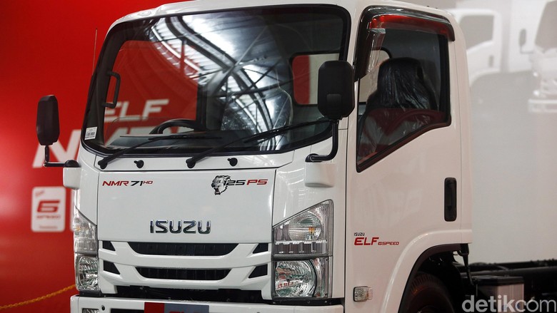 Isuzu dan Hino Kolaborasi Bikin Bus Hybrid Isuzu dan Hino Kolaborasi Bikin Bus Hybrid