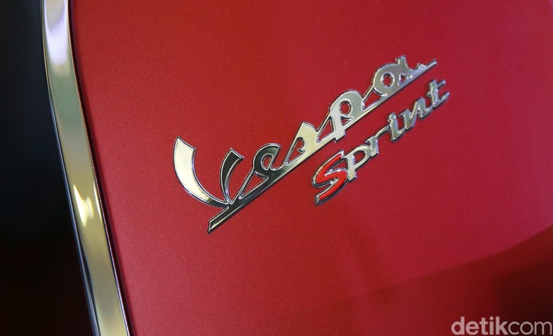 Vespa Sprint Jadi yang Terlaris di Indonesia Vespa Sprint Jadi yang Terlaris di Indonesia