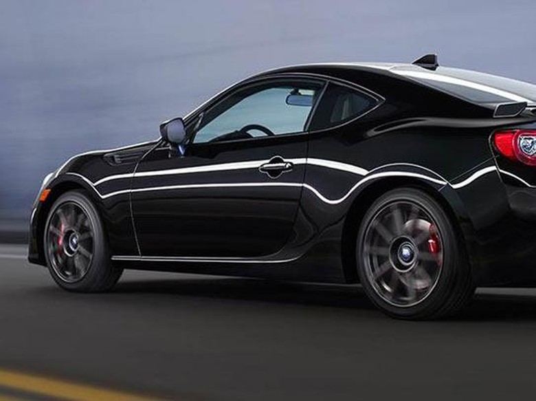Subaru Kenalkan BRZ Facelift dengan Tambahan Tenaga Subaru Kenalkan BRZ Facelift dengan Tambahan Tenaga
