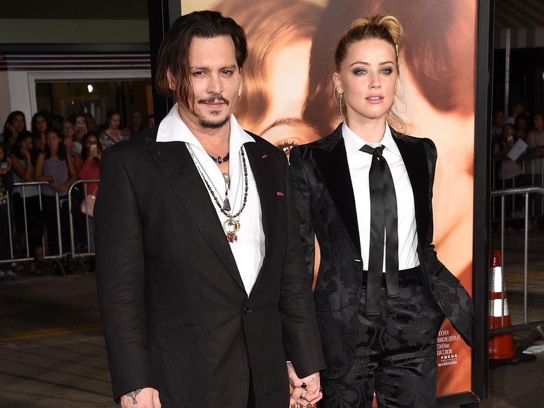 Pihak Johnny Depp Bantah Cerai karena Adegan Seks Amber Heard di Film Pihak Johnny Depp Bantah Cerai karena Adegan Seks Amber Heard di Film