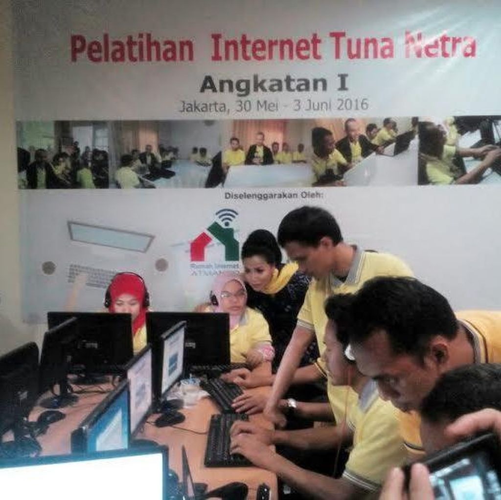 Keren! Ada Rumah Internet Bagi Penyandang Disabilitas Keren! Ada Rumah Internet Bagi Penyandang Disabilitas