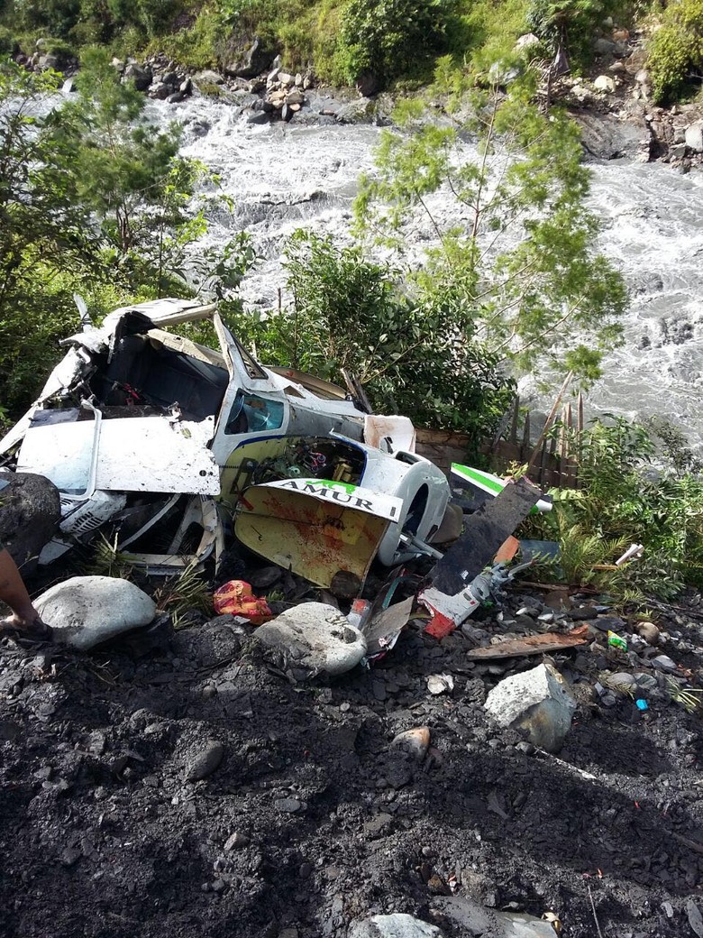 Kecelakaan Heli Jatuh di Nabire, Kemenhub: Pilot Tewas dan 3 Penumpang Dirawat Kecelakaan Heli Jatuh di Nabire, Kemenhub: Pilot Tewas dan 3 Penumpang Dirawat