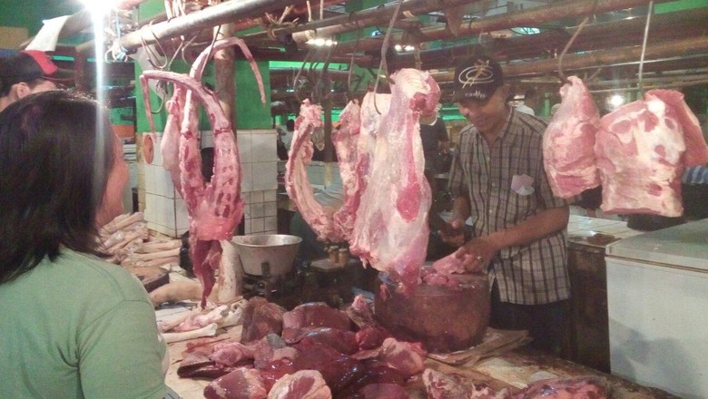 Sekitar 10 Perusahaan Swasta Dapat Jatah Impor Daging 23.200 Ton Sekitar 10 Perusahaan Swasta Dapat Jatah Impor Daging 23.200 Ton