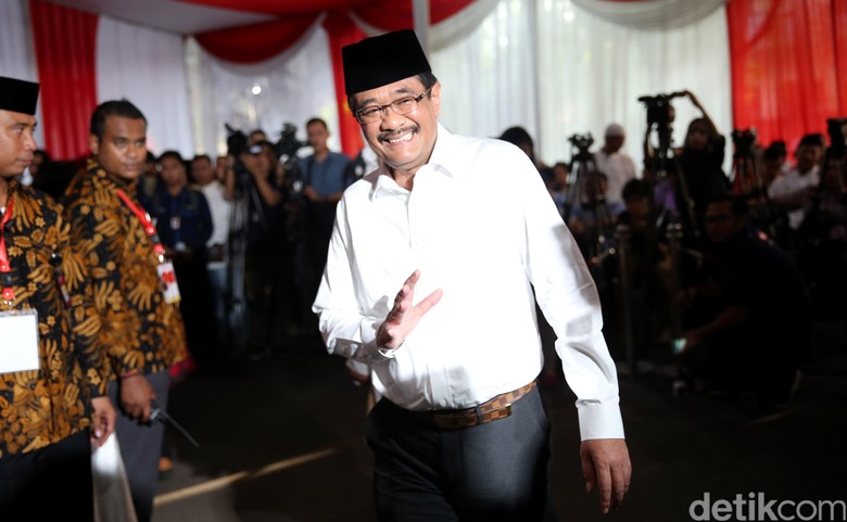 Detiknews Hari Jumat | hari ini bareskrim akan gali keterangan wagub djarot soal Detiknews Hari Jumat | hari ini bareskrim akan gali keterangan wagub djarot soal