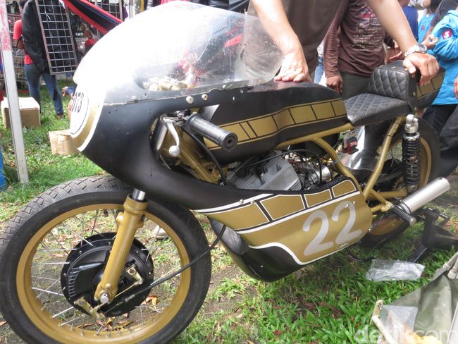 Yamaha RD350, Motor Jadul Masih Bisa Ngebut Sampai 180 Km 