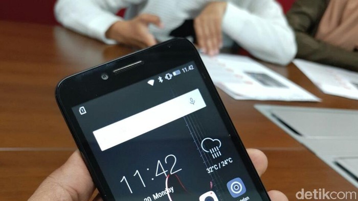Lenovo Vibe C. Foto: detikINET/Yudhianto Lenovo Vibe C. Foto: detikINET/Yudhianto