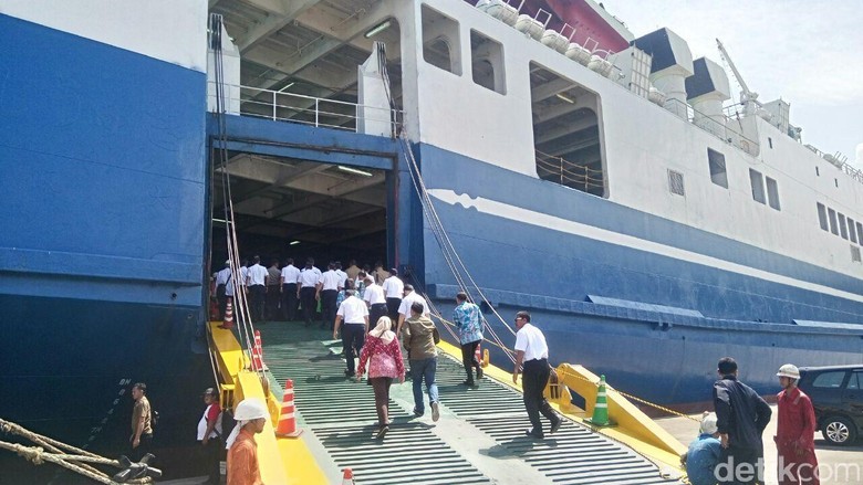 Sebelum Resmikan Jalur Priok-Panjang, Dirjen Laut Lakukan Uji Petik Kapal Sebelum Resmikan Jalur Priok-Panjang, Dirjen Laut Lakukan Uji Petik Kapal